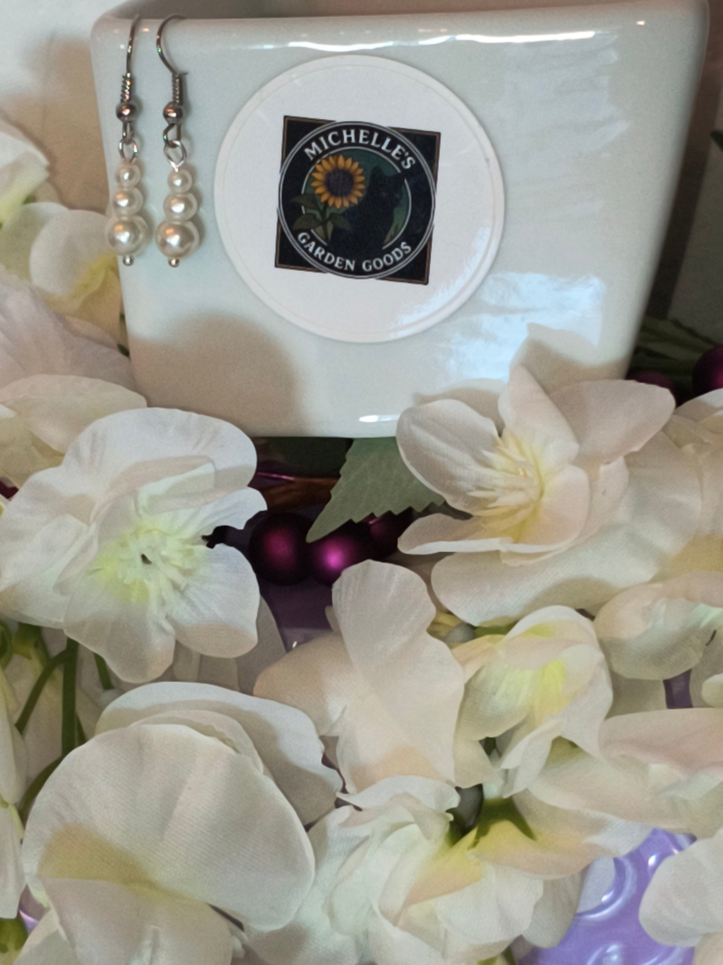 Dangling Pearls Earrings In Silver
Dimensions H 1.5" x L 0.25" x W 0.25". Weight 0.05Oz.