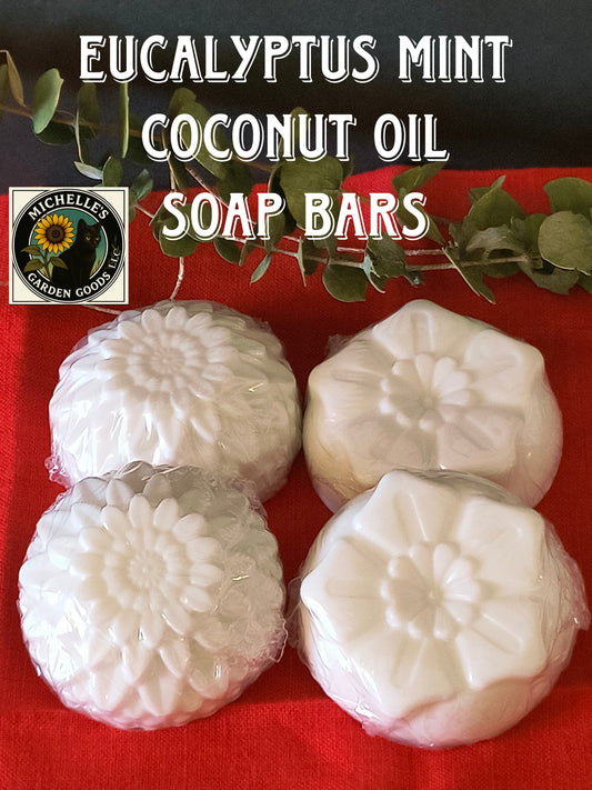 These Eucalyptus Mint Coconut Oil Soap Bars are very gentle and mild fragrance but lather up well. 

Comes with a Loofah Soap Bag 

Ingredients: Coconut Oil, Glycerin, Propylene Glycol, Sodium Cocoate, Sodium Myristate, Sodium Laurate, Sodium Stearate, Sodium Laureth Sulfate, Triethanolamine, Titanium Dioxide, Purified water, Eucalyptus Mint fragrance. 3.25 oz