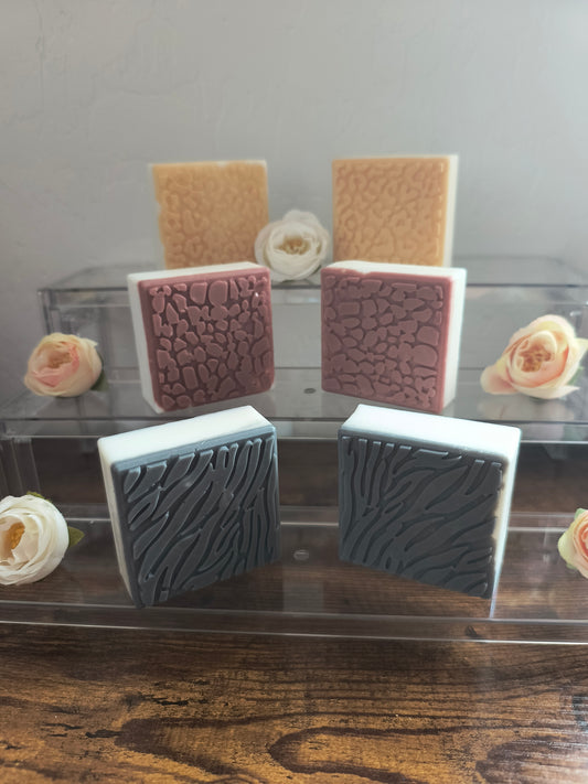 Coconut Cream Shea Butter Soap Bar with Loofah Soap Bag