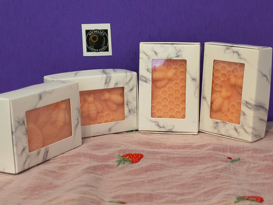 Strawberry Conditioner Bars
Ingredients: Conditioner Soap Base, Elderberries infused with Jojoba Oil, Pink Mica Powder and Strawberry Fragrance.
Dimensions H 1" x L 3.5" x W 2.25". Weight 4 Oz. 