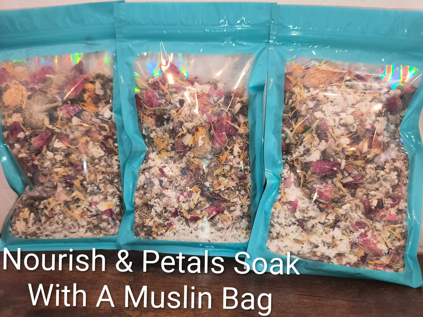 Nourish & Petals Soak With A Muslin Bag (Large)